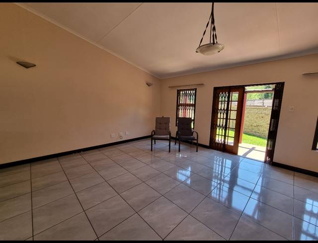 2 BEDROOM TOWNHOUSE TO LET IN VANDERBIJLPARK SW 5